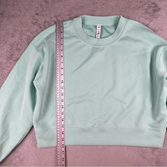 Lululemon Perfectly Oversized Cropped Crew Sweatshirt 6 Softstreme Wild Mint - Picture 3 of 11